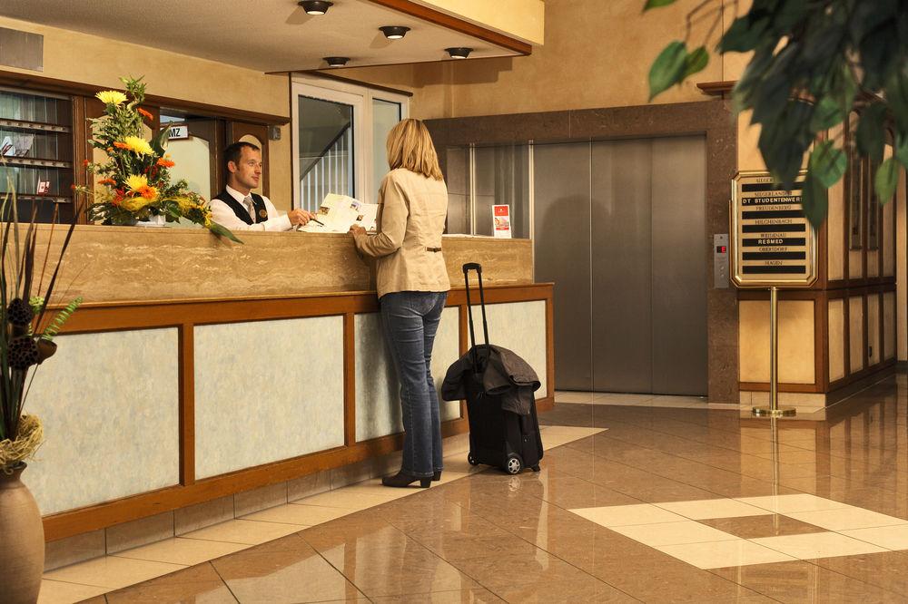 H+ Hotel Ζίγκεν Εξωτερικό φωτογραφία