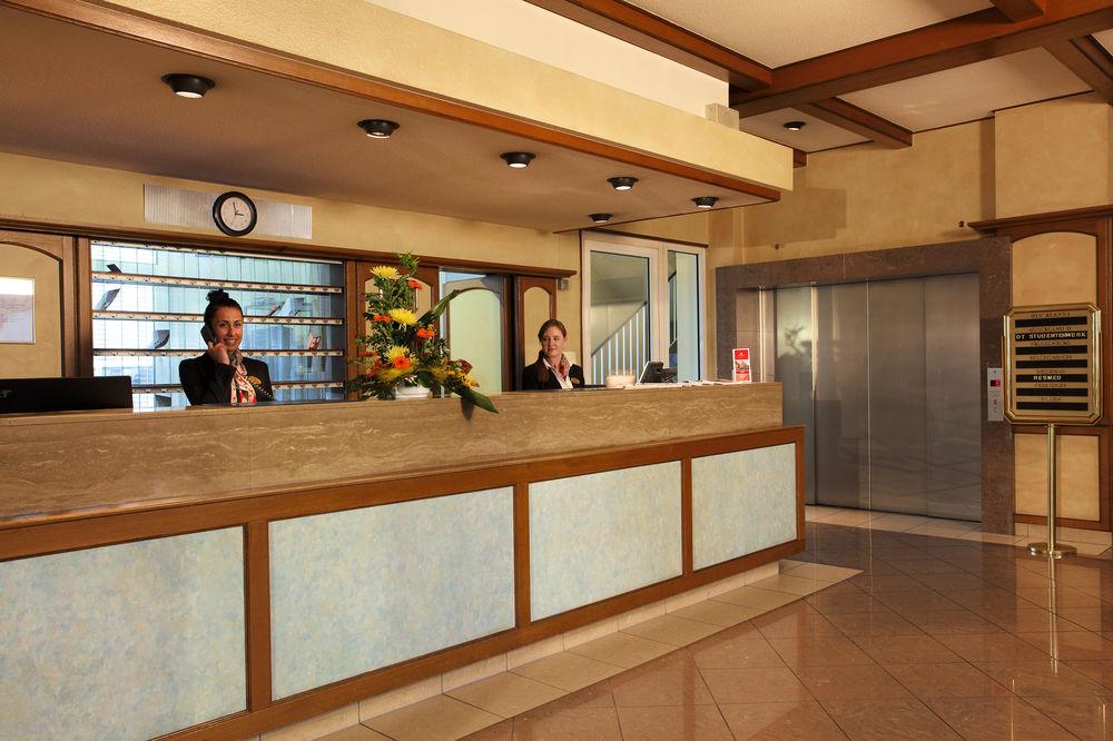 H+ Hotel Ζίγκεν Εξωτερικό φωτογραφία
