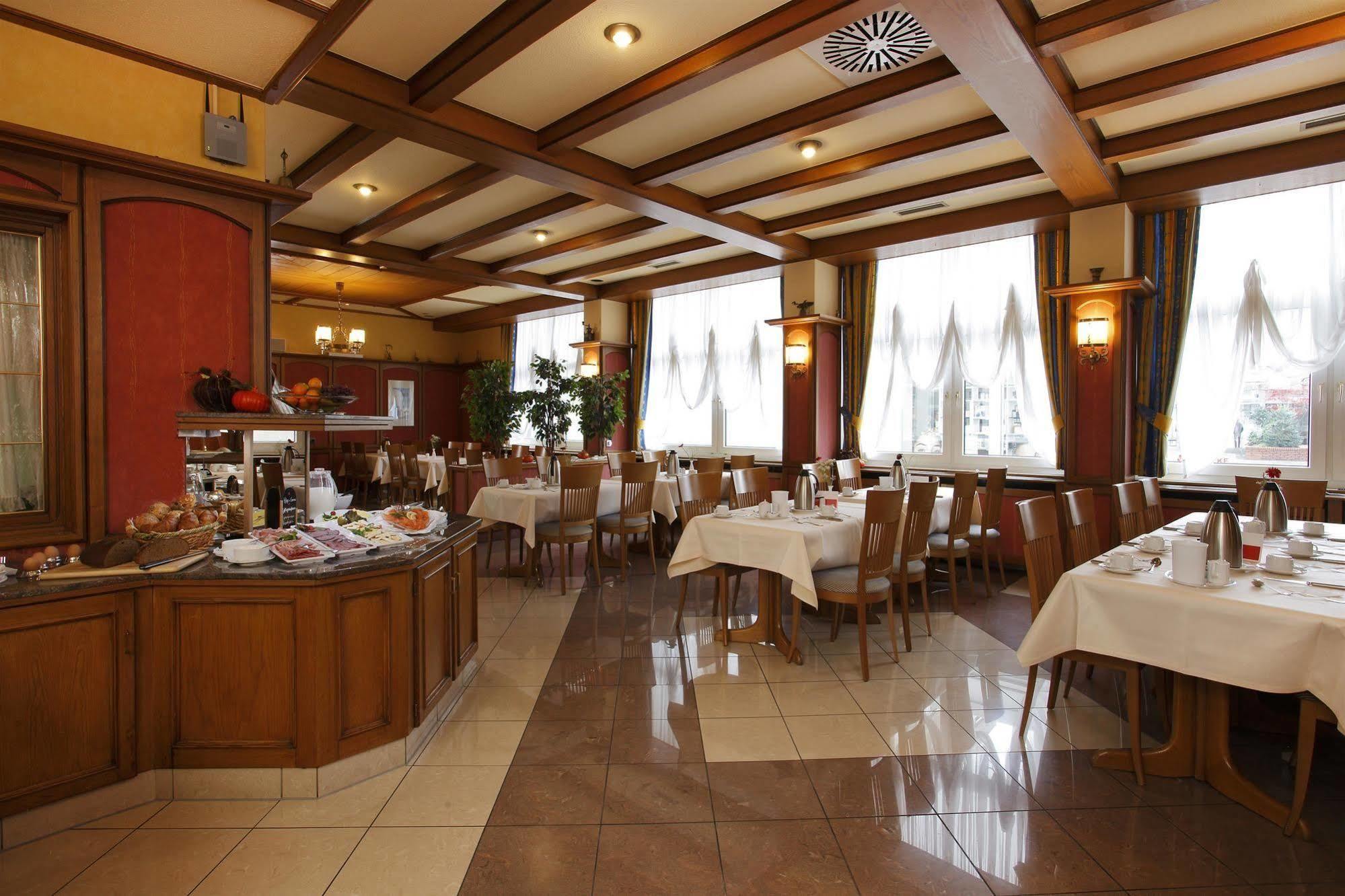 H+ Hotel Ζίγκεν Εξωτερικό φωτογραφία