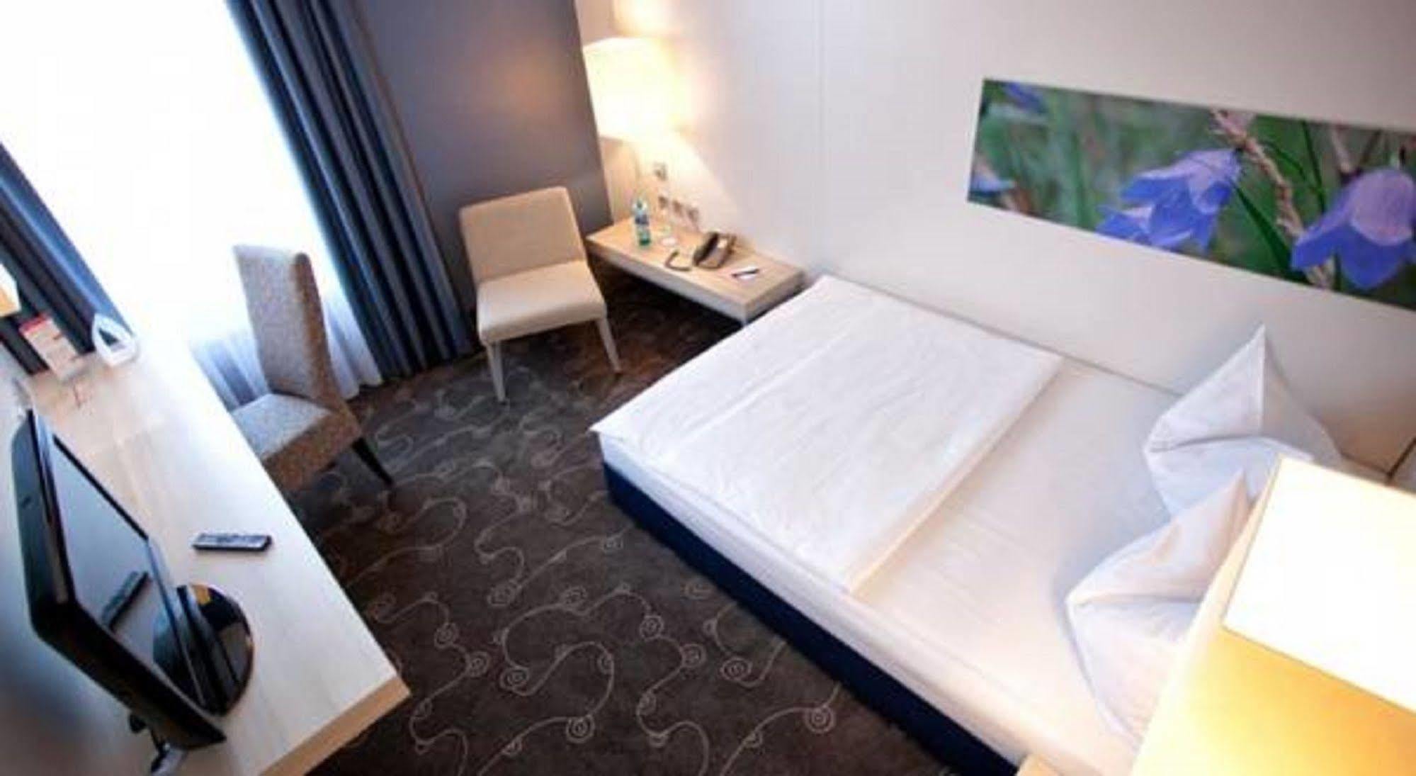H+ Hotel Ζίγκεν Εξωτερικό φωτογραφία