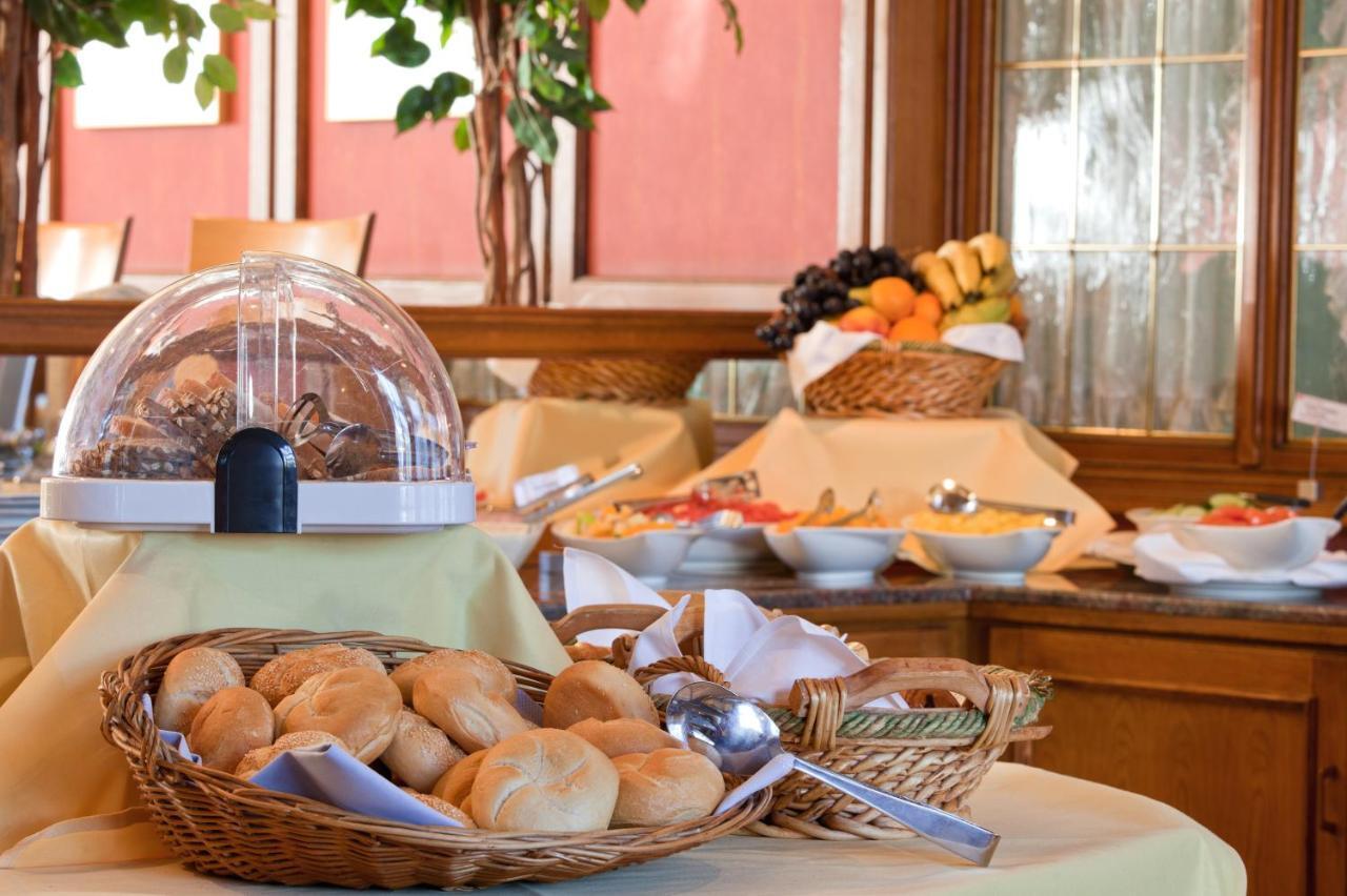 H+ Hotel Ζίγκεν Εξωτερικό φωτογραφία